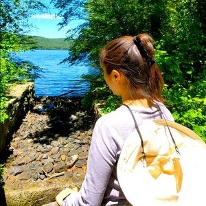 Meet your Posher, Lauren